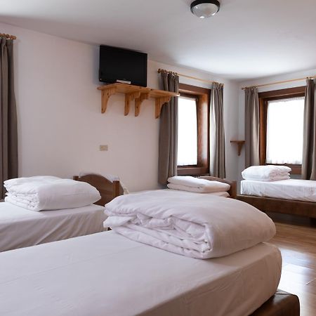 Hotel Meuble' Joli Breuil-Cervinia Exterior photo