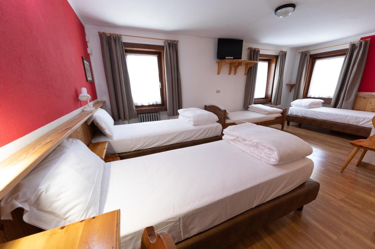 Hotel Meuble' Joli Breuil-Cervinia Exterior photo