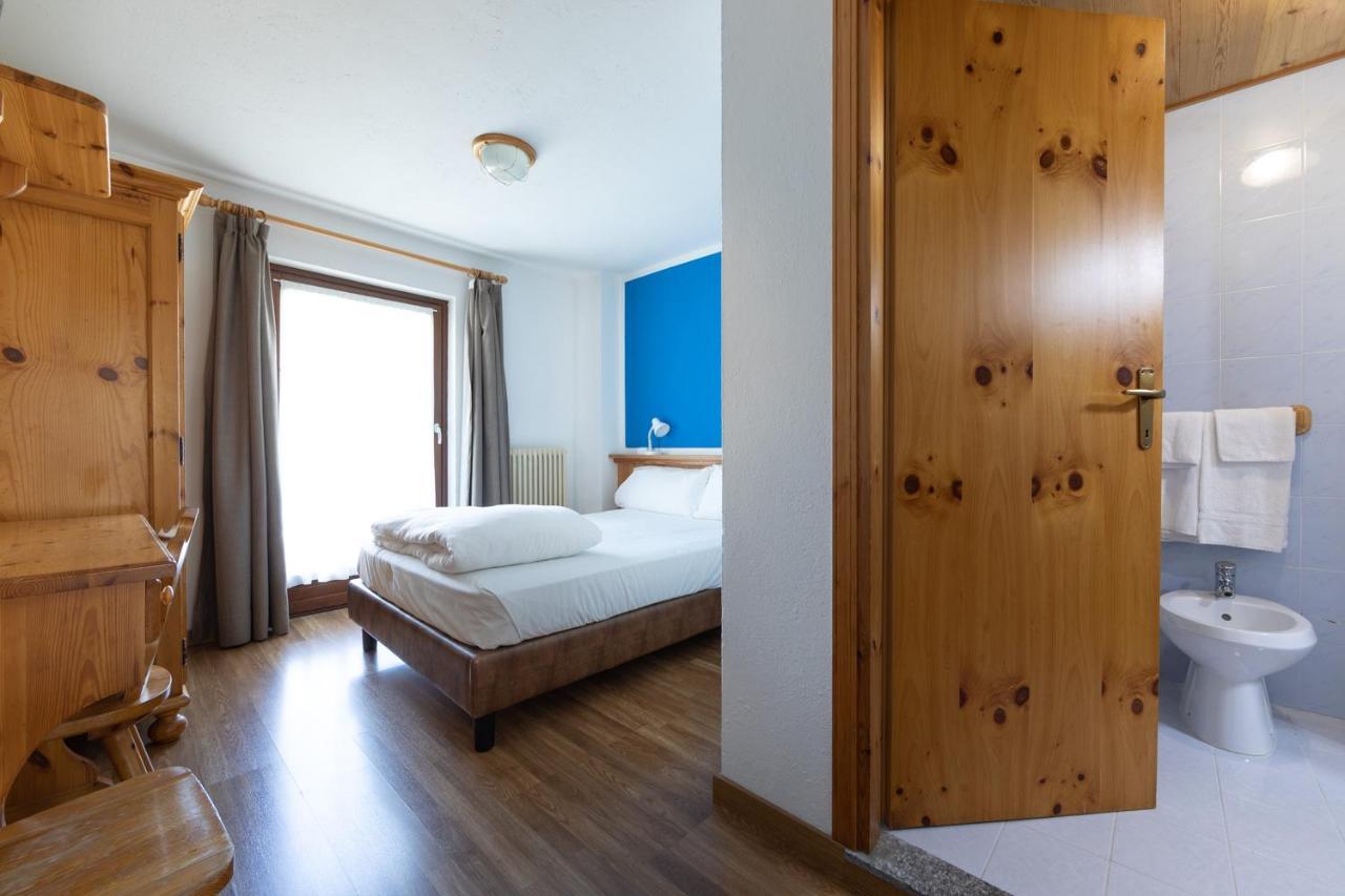 Hotel Meuble' Joli Breuil-Cervinia Exterior photo